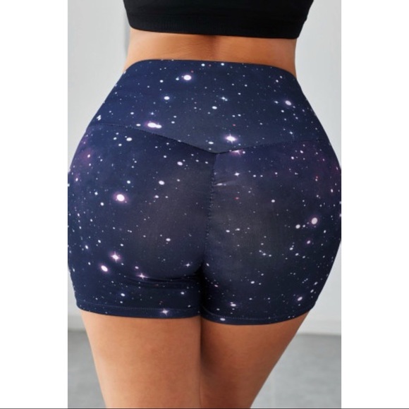 Gray Galaxy Print High Waist Yoga Booty Shorts - Picture 4 of 10